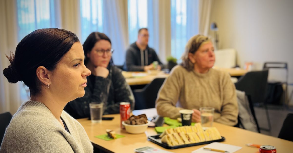 Fræðsla | stkop.is